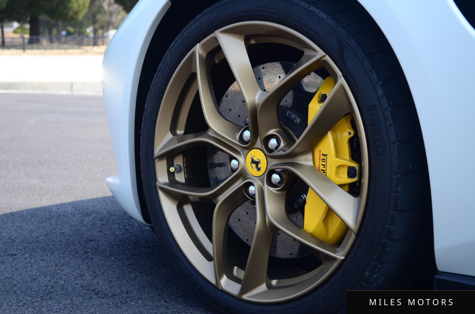 Ferrari GTC4 루쏘 2019 — миниатюра 5