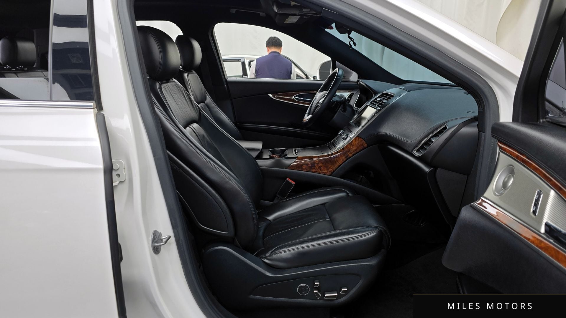Lincoln MKX 2016 — миниатюра 11