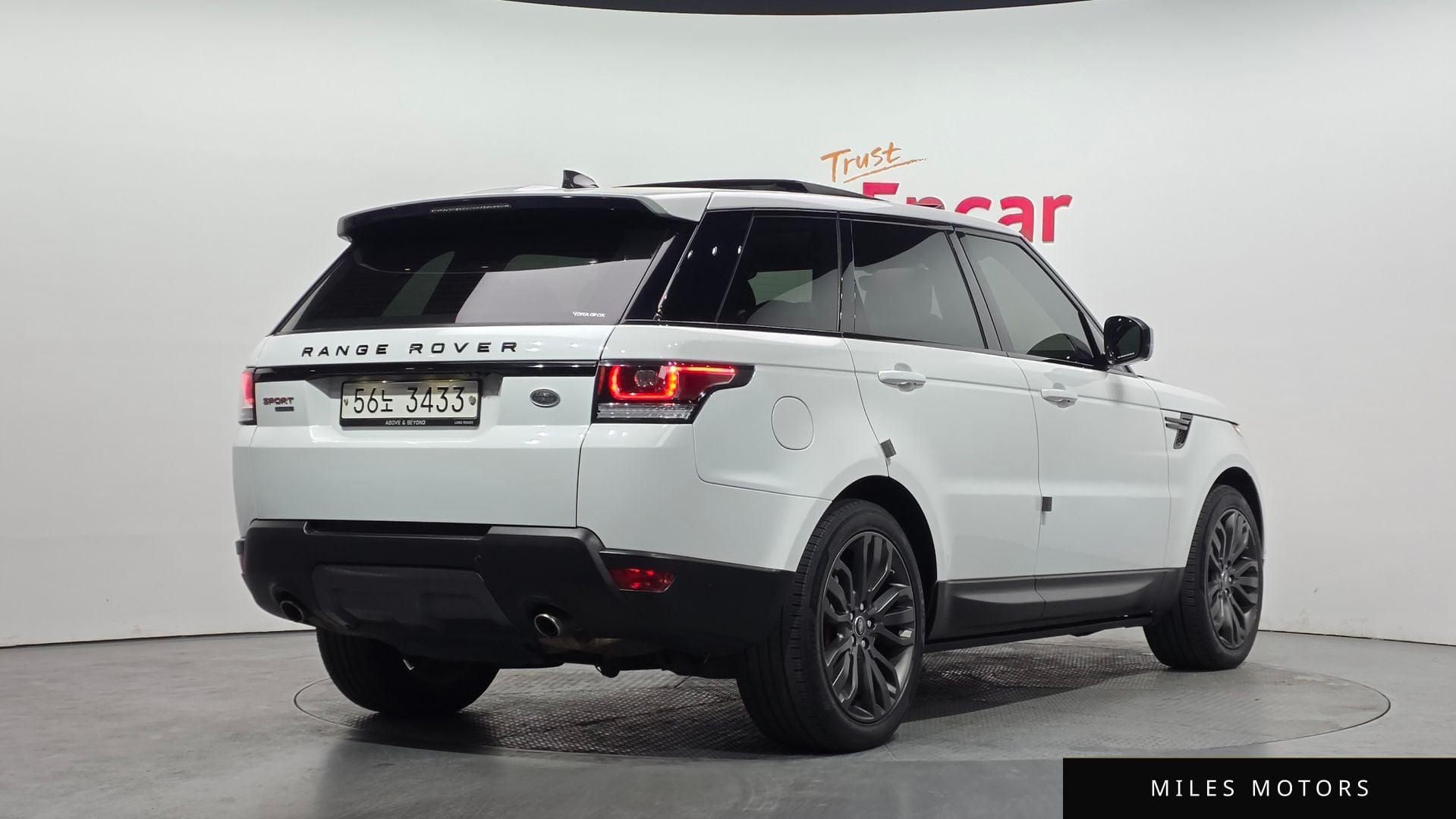 Land Rover Range Rover Sport 2017 — миниатюра 2