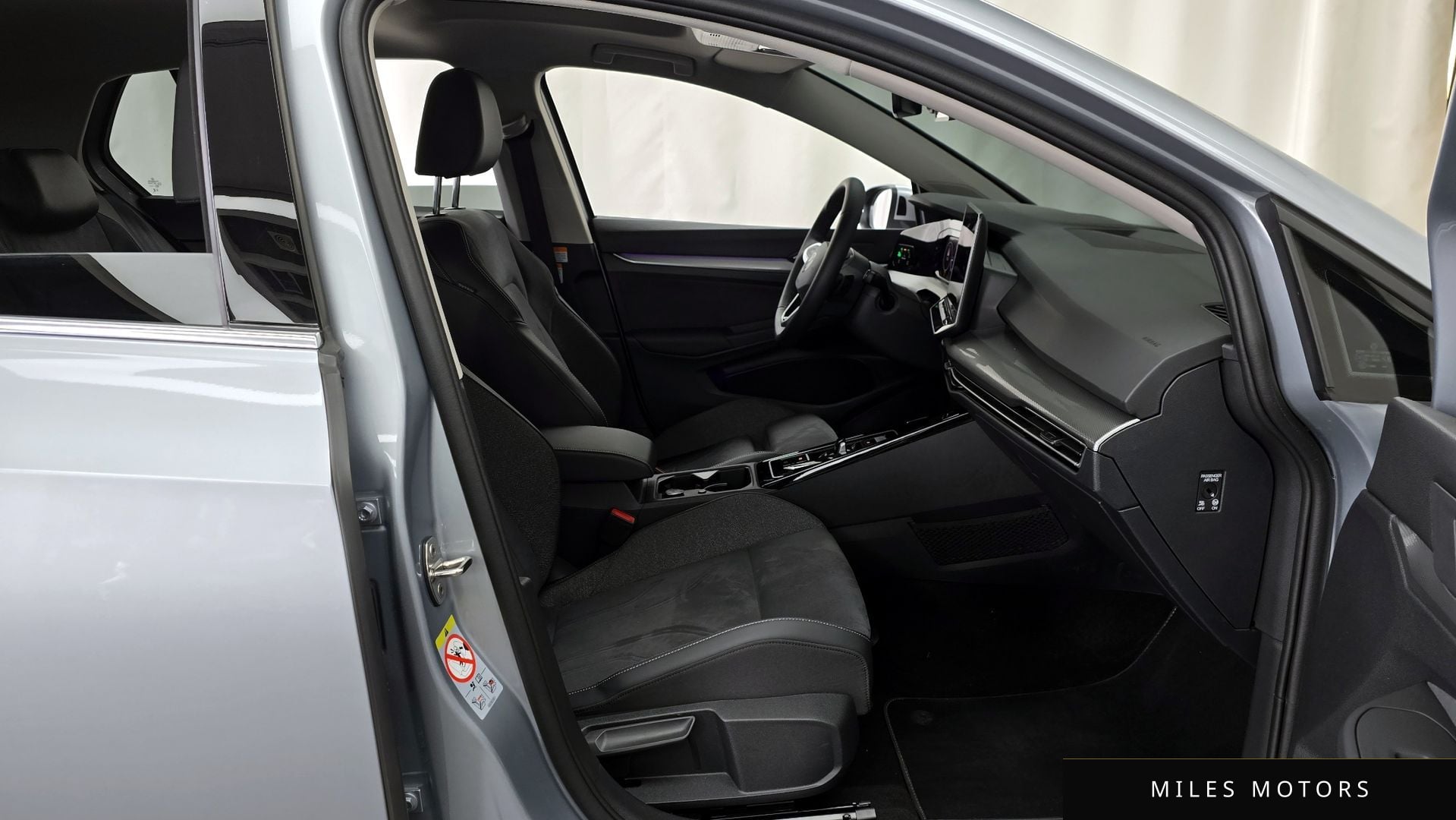Volkswagen Golf 2025 — миниатюра 11