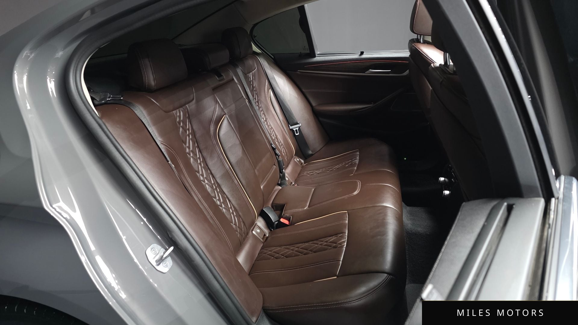 BMW 5 Series (G30) 2022 — миниатюра 12