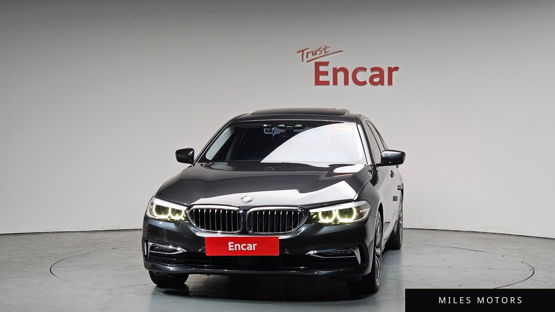 BMW 5시리즈 (G30) 2019 — миниатюра 2