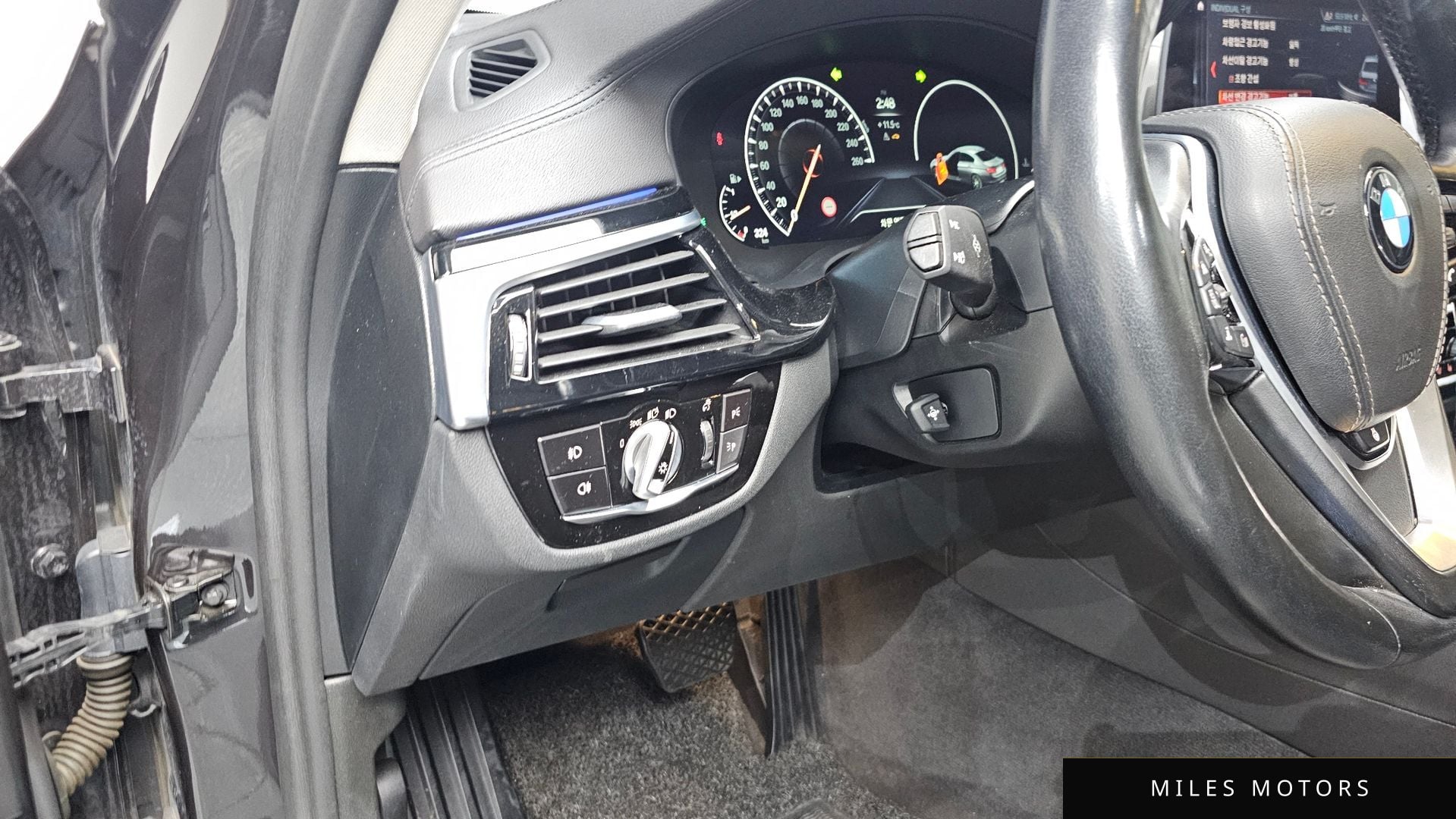 BMW 5시리즈 (G30) 2019 — миниатюра 13