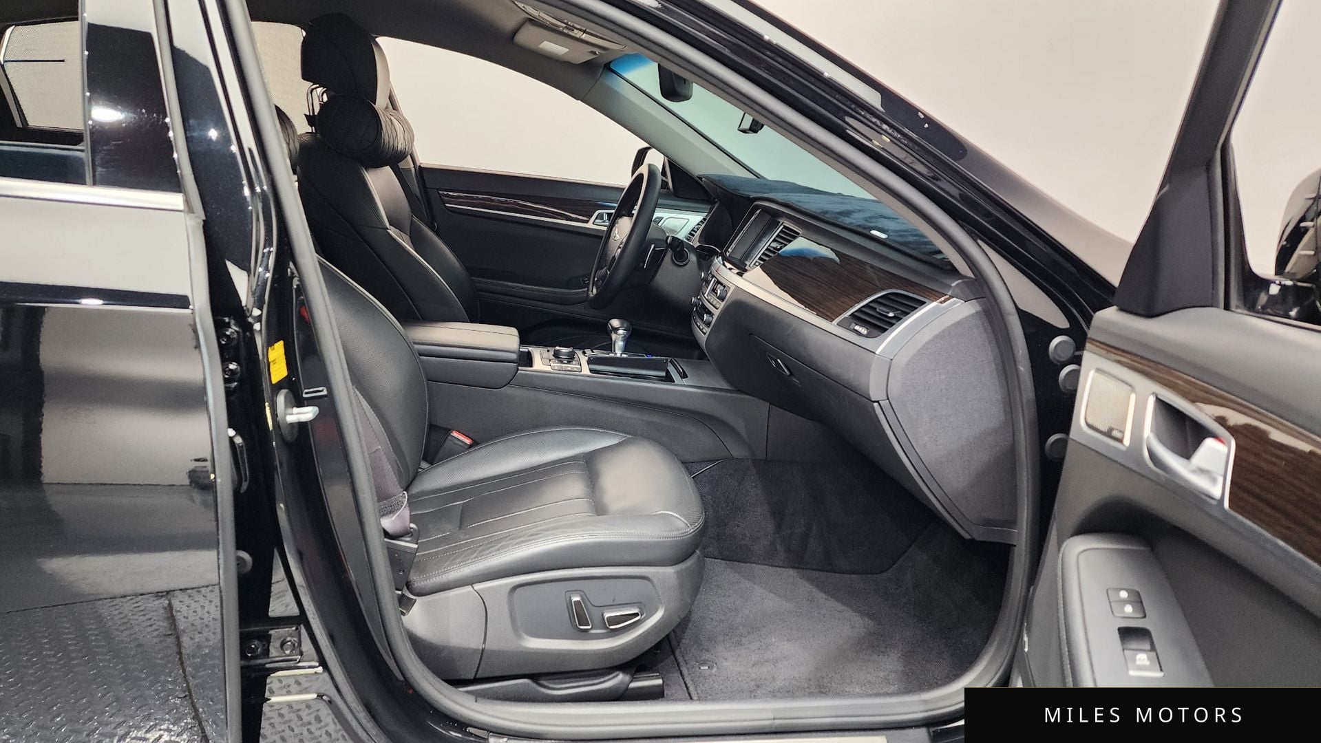 Genesis G80 2017 — миниатюра 11