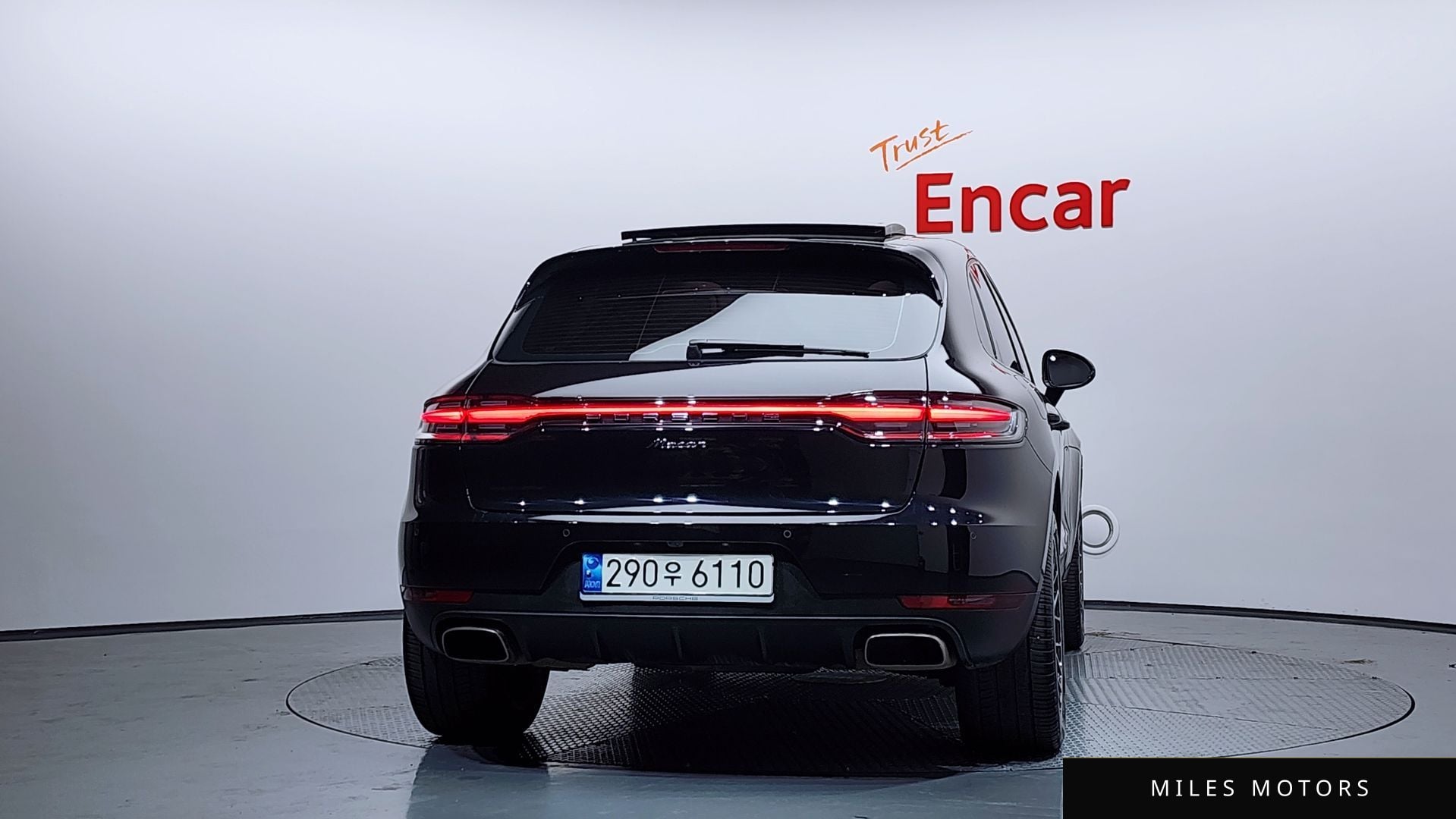 Porsche Macan 2021 — миниатюра 4
