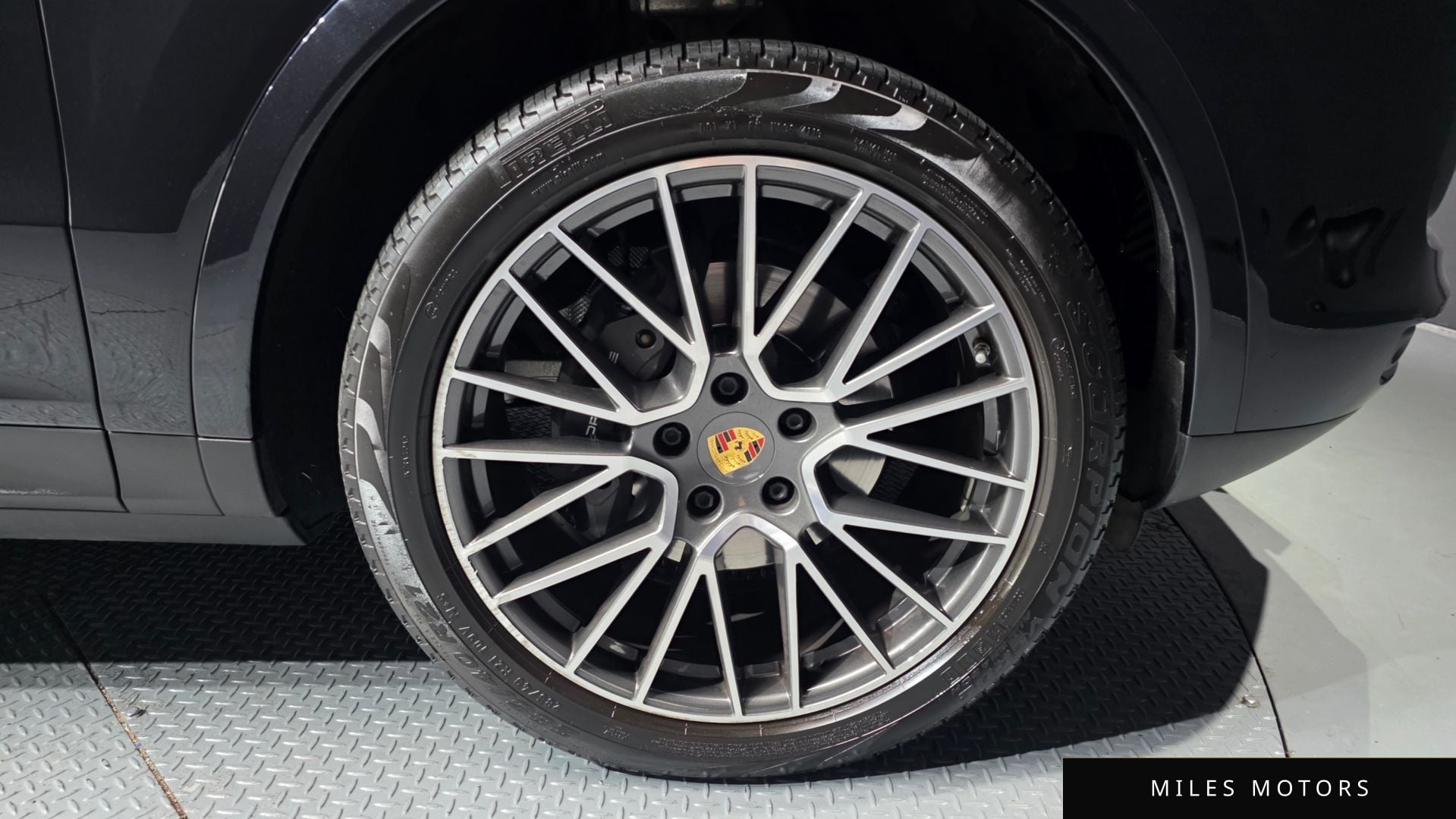 Porsche Cayenne 2020 — миниатюра 5