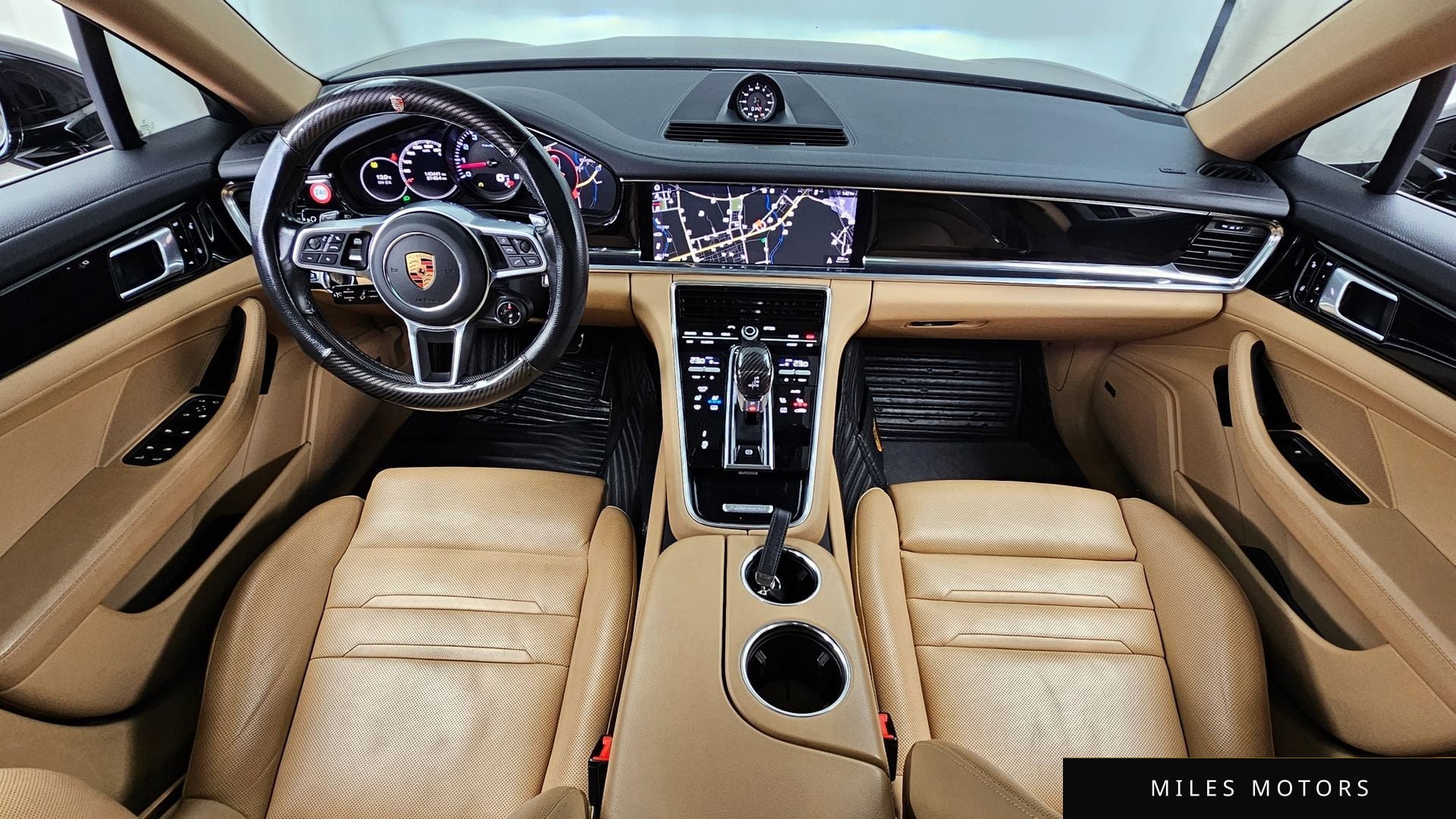 Porsche Panamera 2018 — миниатюра 7