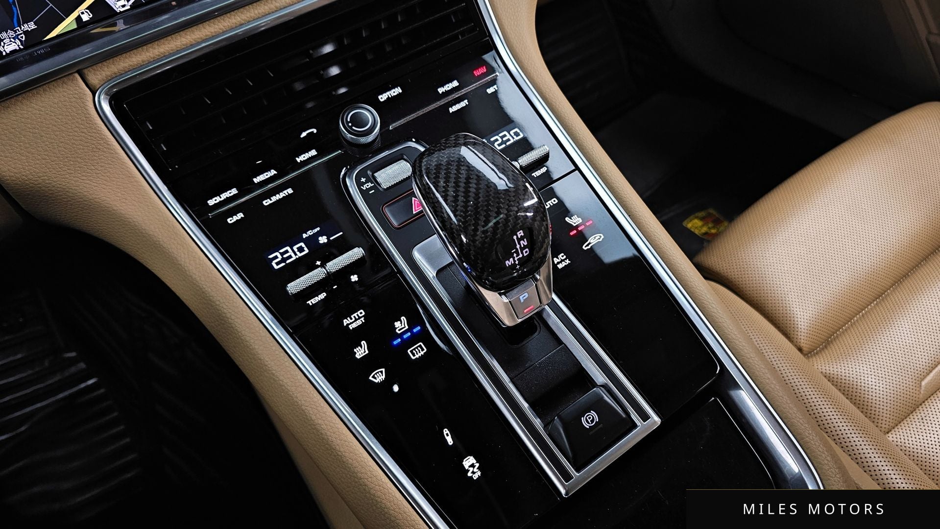 Porsche Panamera 2018 — миниатюра 9