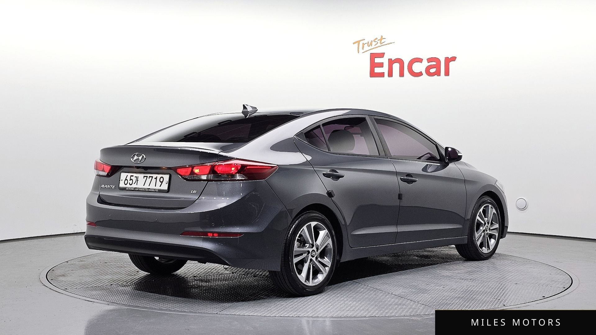 Hyundai AVANTE 2018 — миниатюра 2