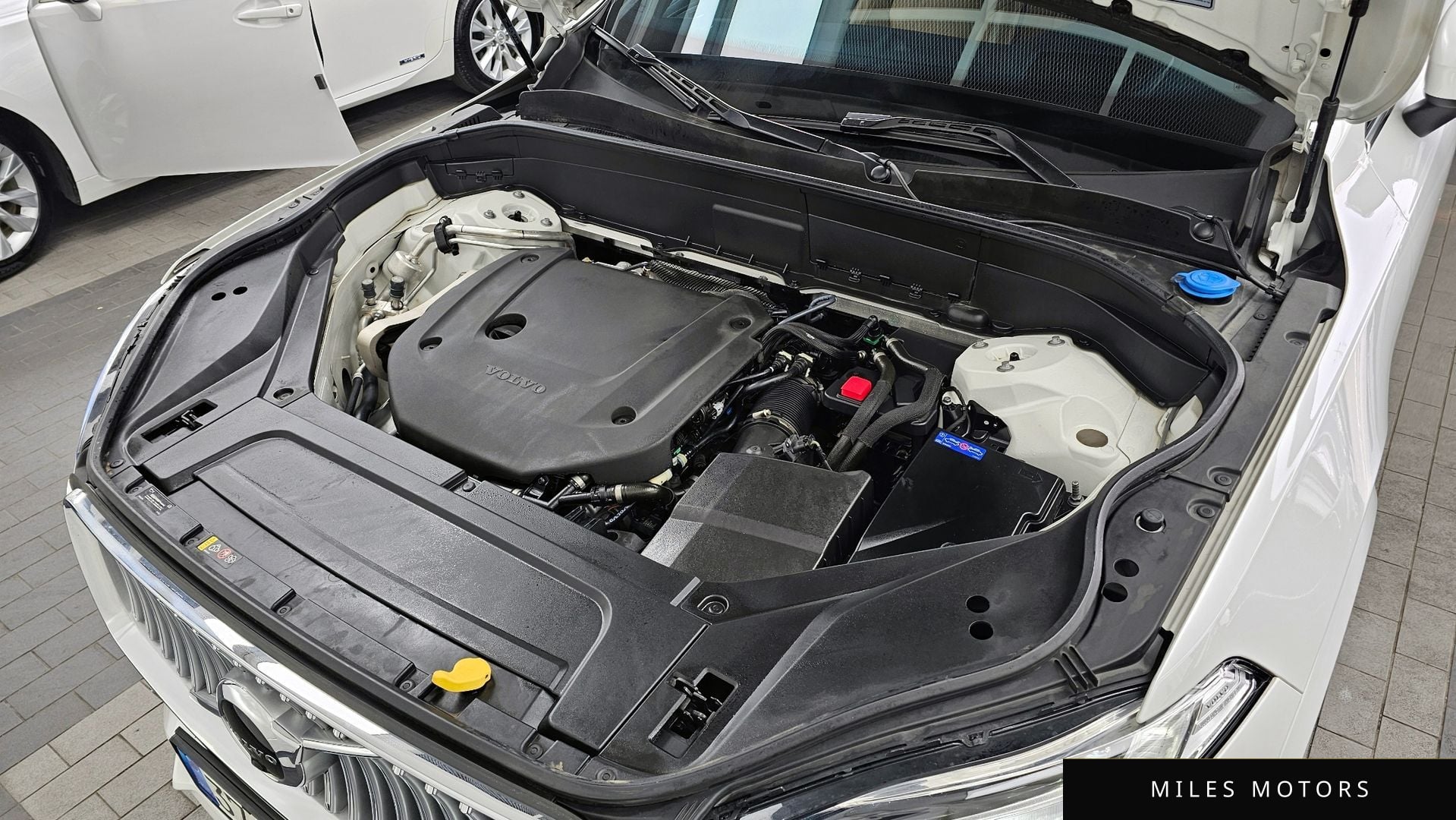Volvo XC90 2022 — миниатюра 6