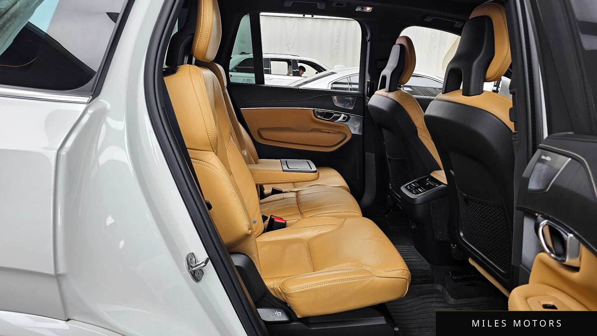 Volvo XC90 2022 — миниатюра 12