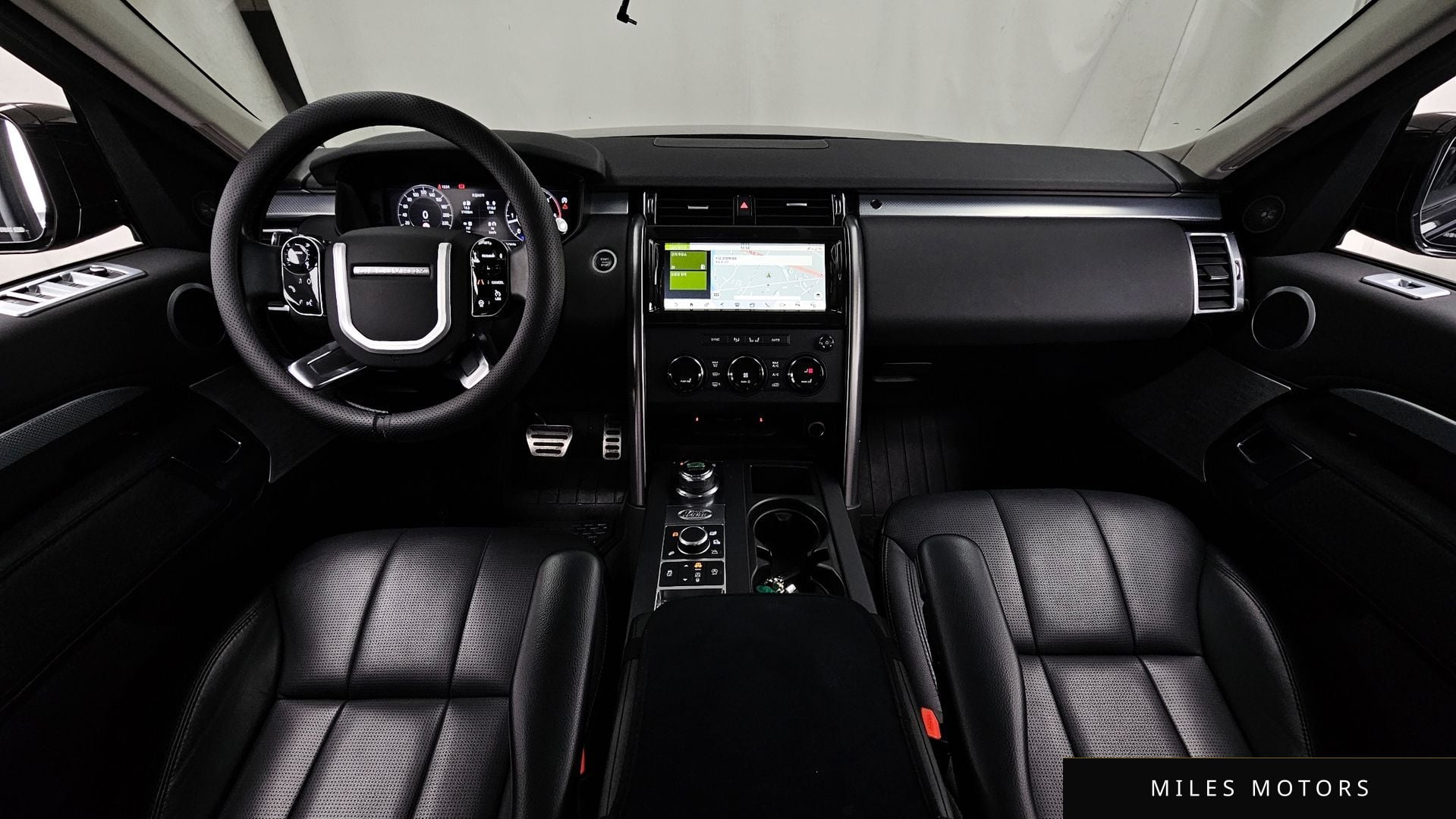 Land Rover Discovery 2020 — миниатюра 7