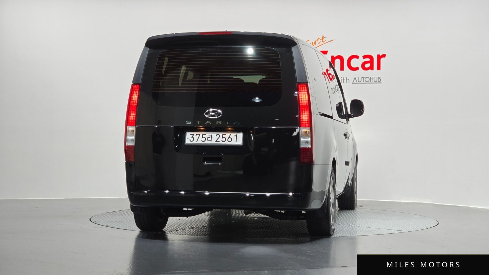 Hyundai Staria 2022 — миниатюра 4