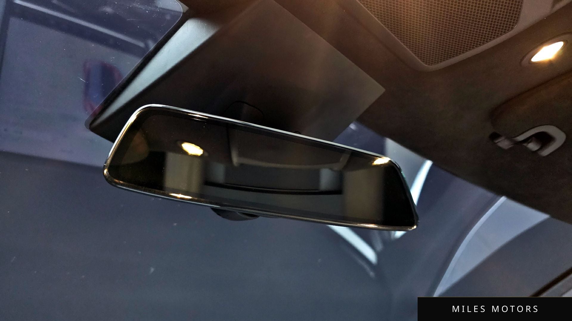 Tesla Model S 2017 — миниатюра 19