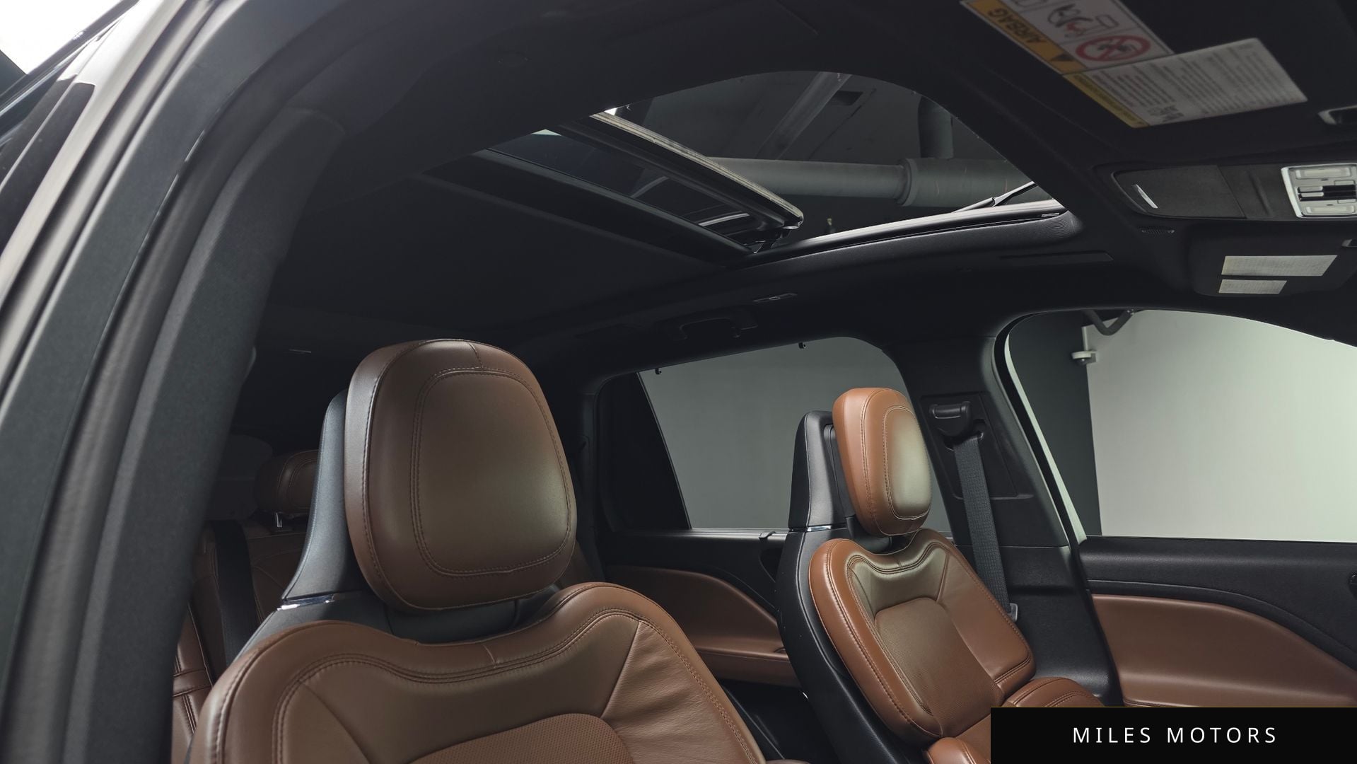 Lincoln 에비에이터 2021 — миниатюра 18
