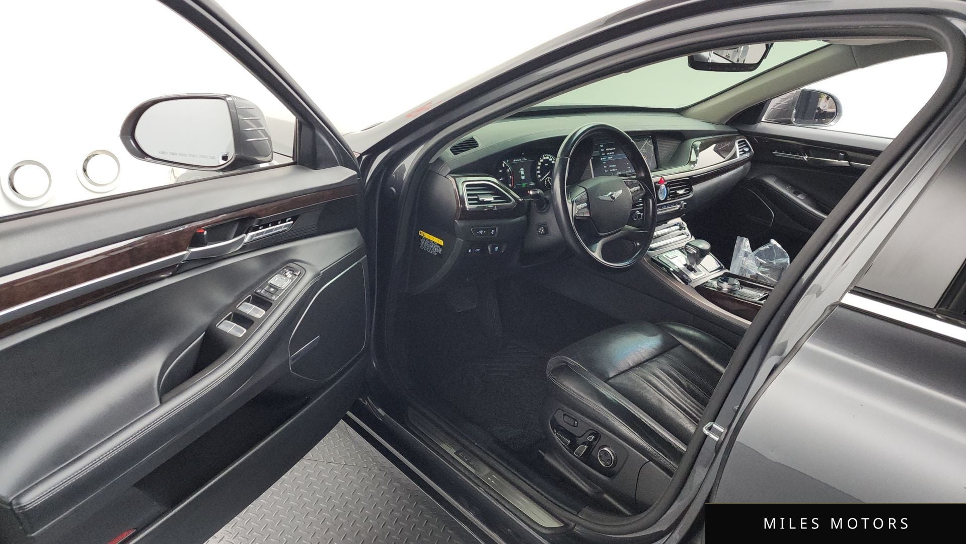 Genesis EQ900 2018 — миниатюра 10