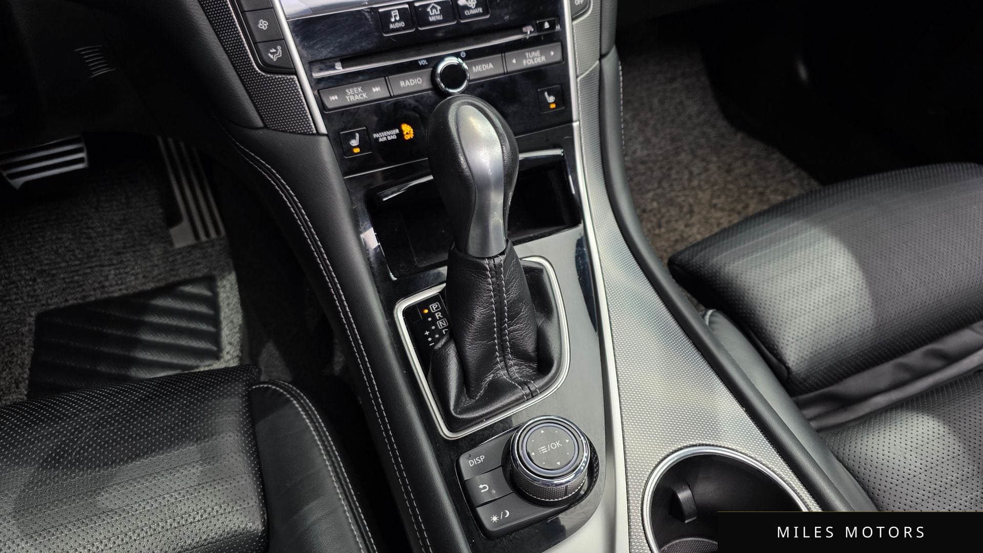Infiniti Q50 2016 — миниатюра 9