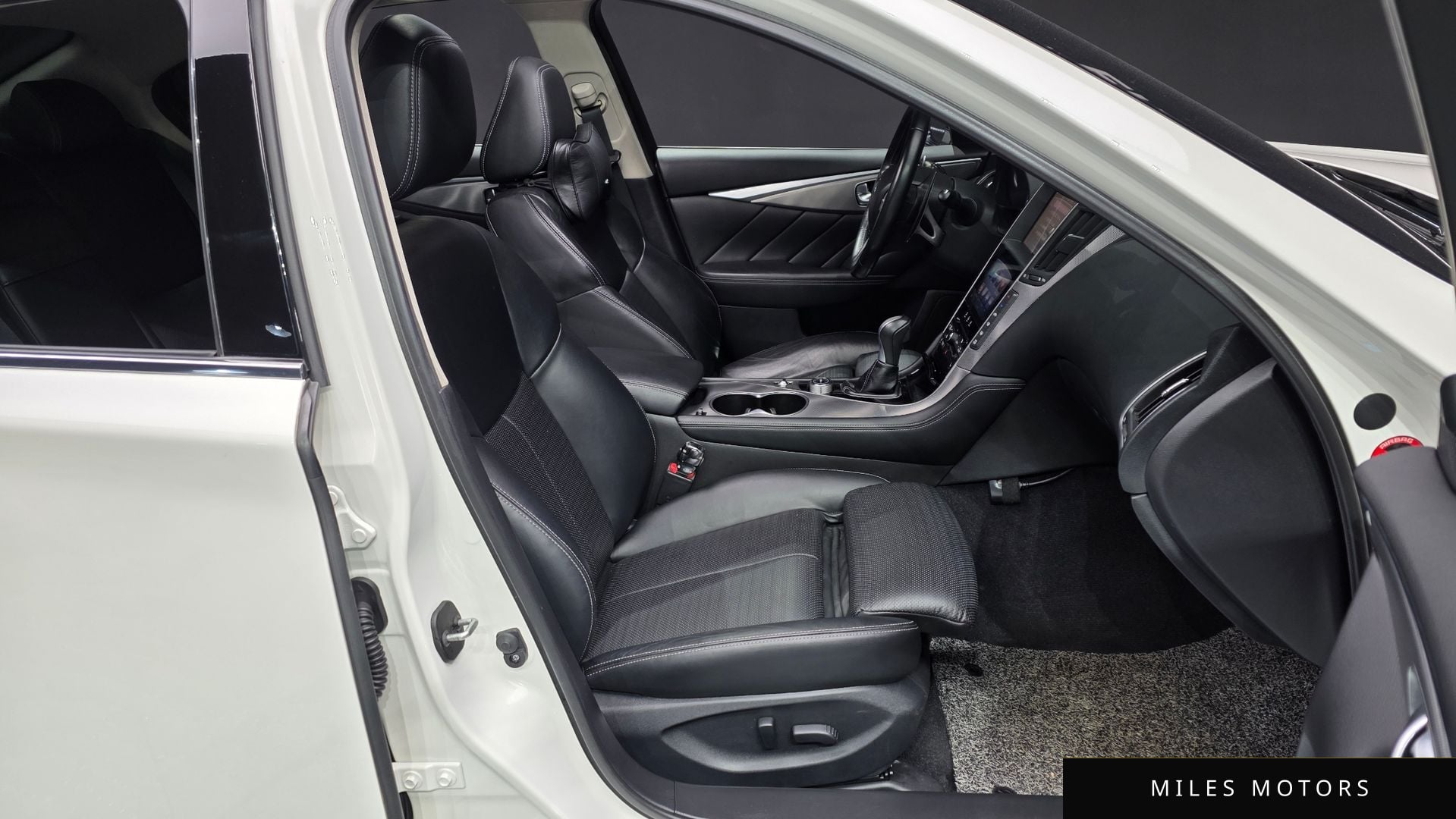 Infiniti Q50 2016 — миниатюра 10