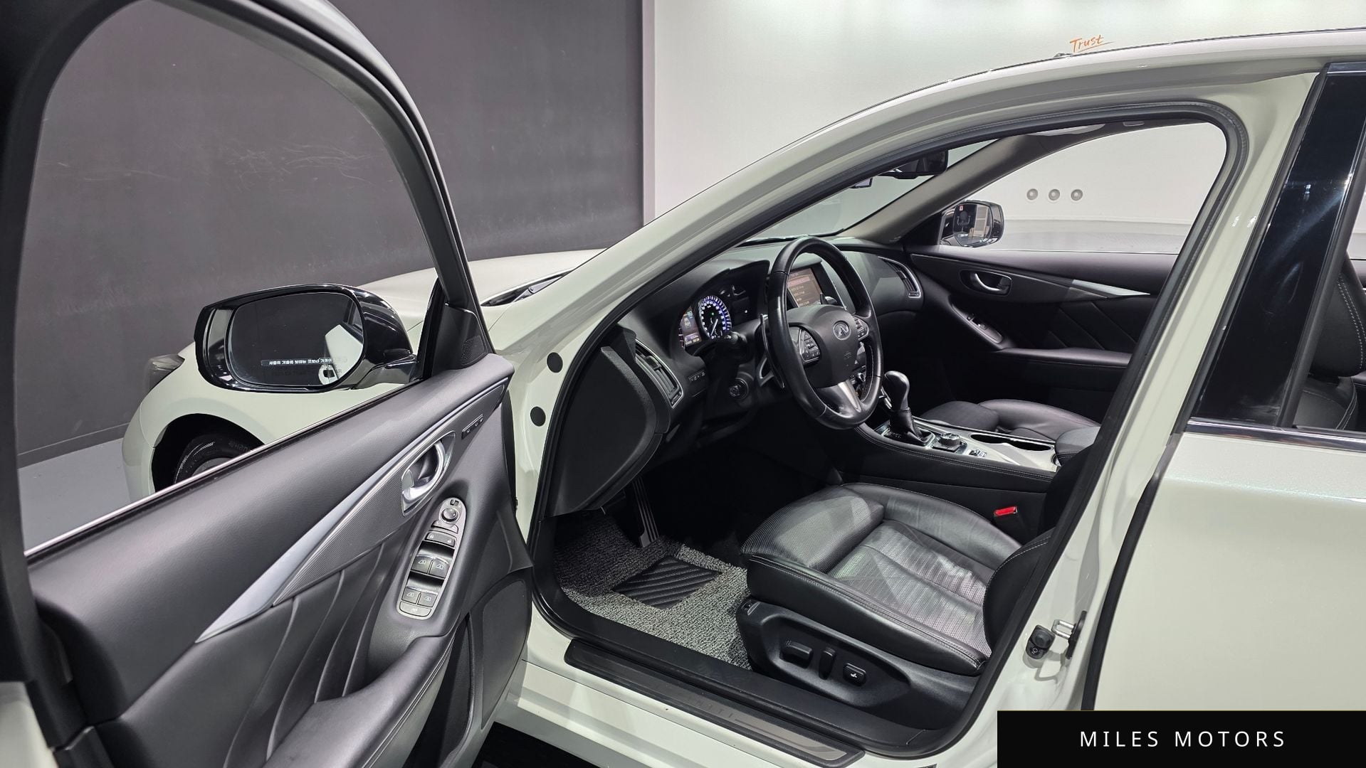 Infiniti Q50 2016 — миниатюра 11