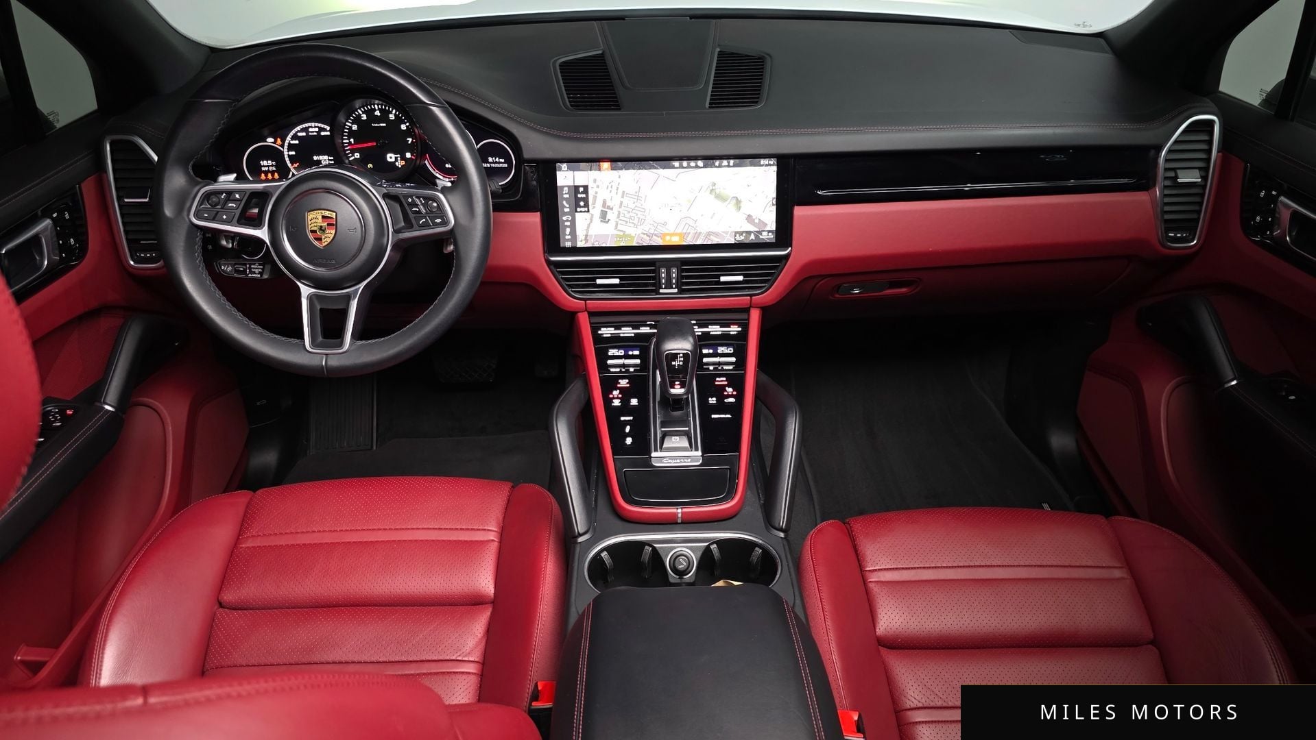 Porsche Cayenne 2021 — миниатюра 6