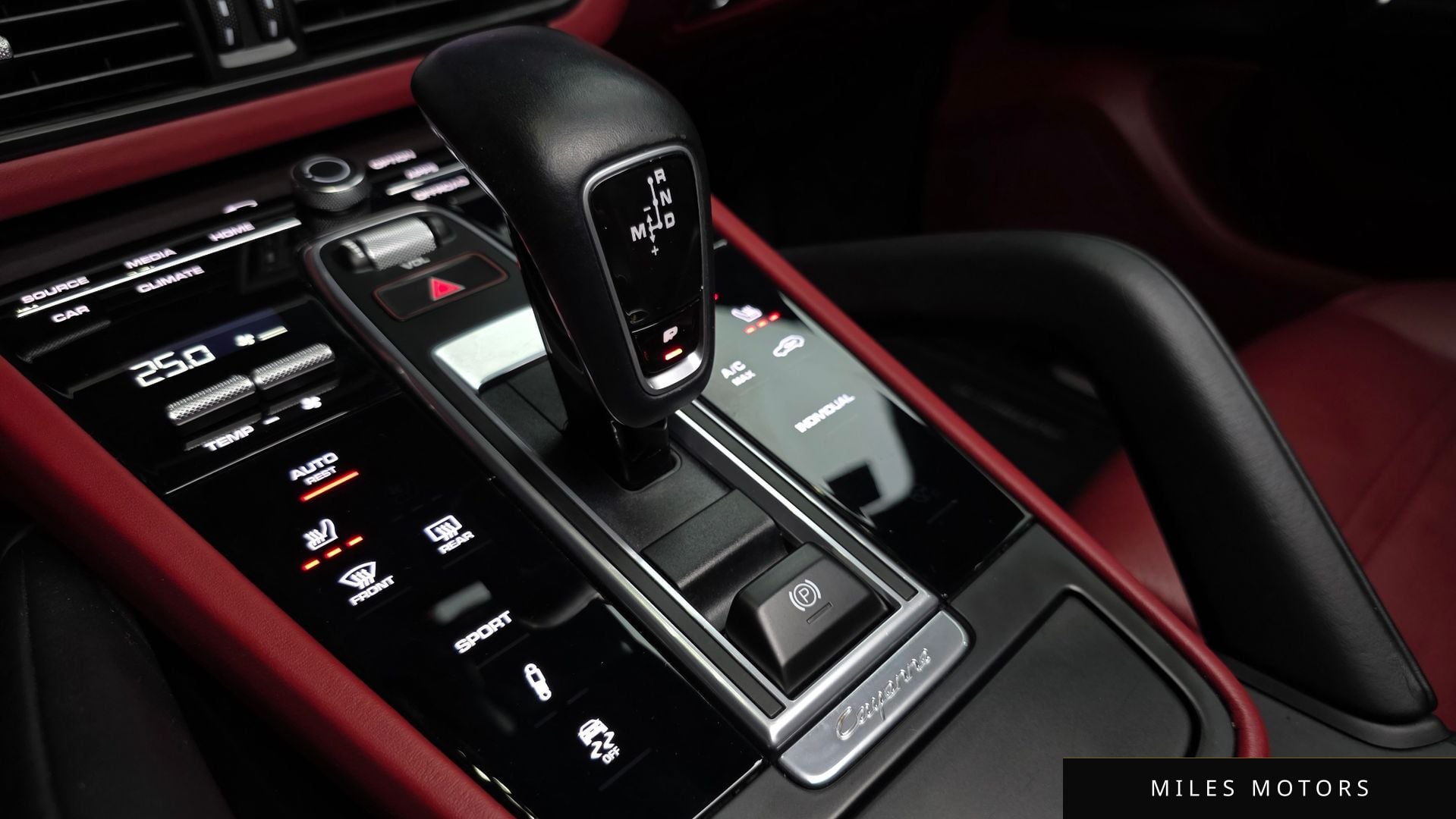 Porsche Cayenne 2021 — миниатюра 8
