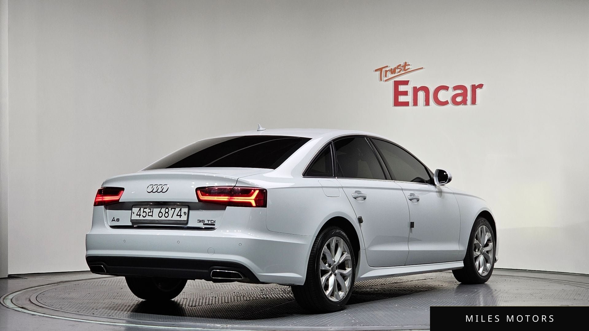 Audi A6 2018 — миниатюра 2