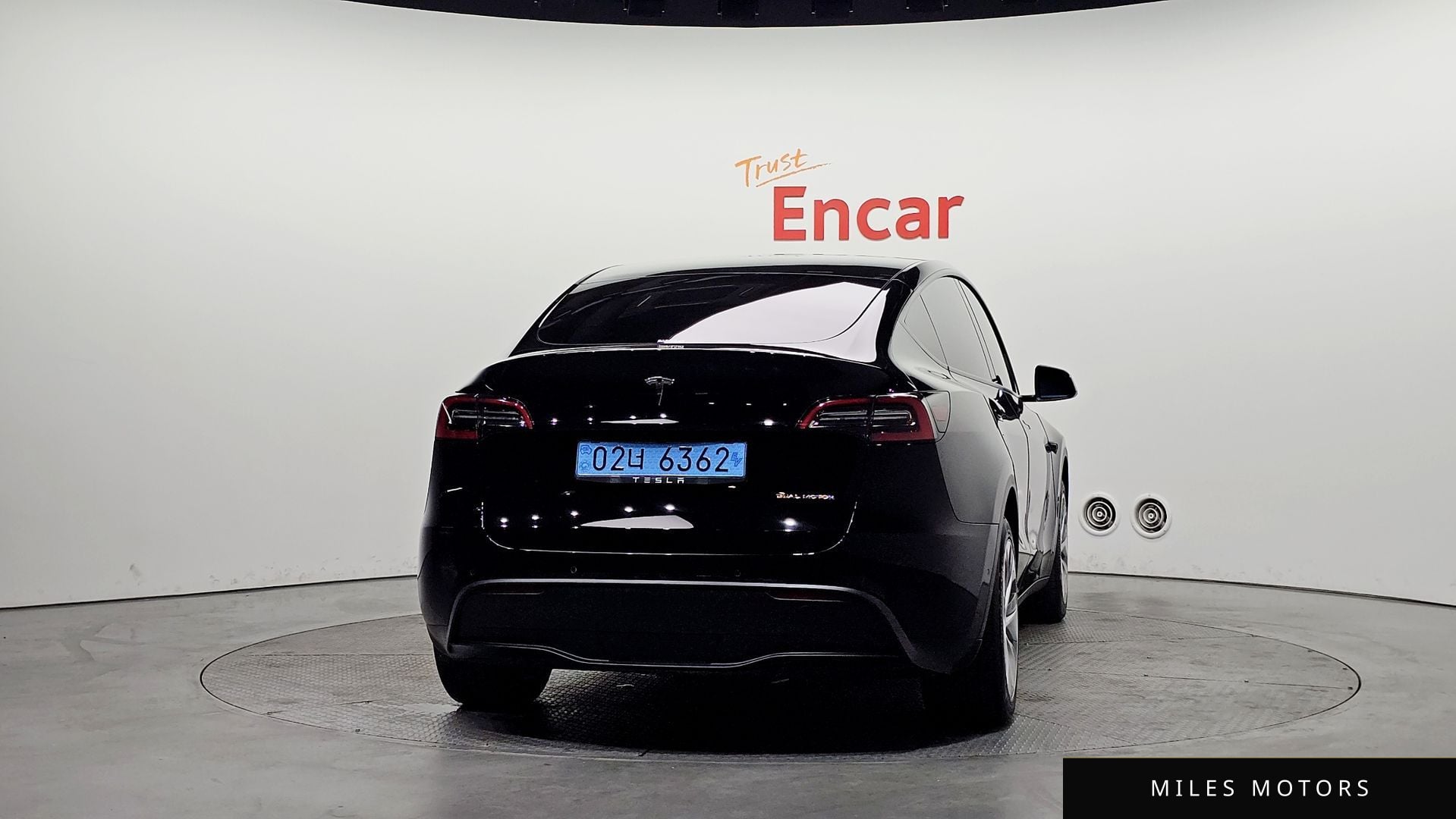 Tesla Model Y 2021 — миниатюра 4