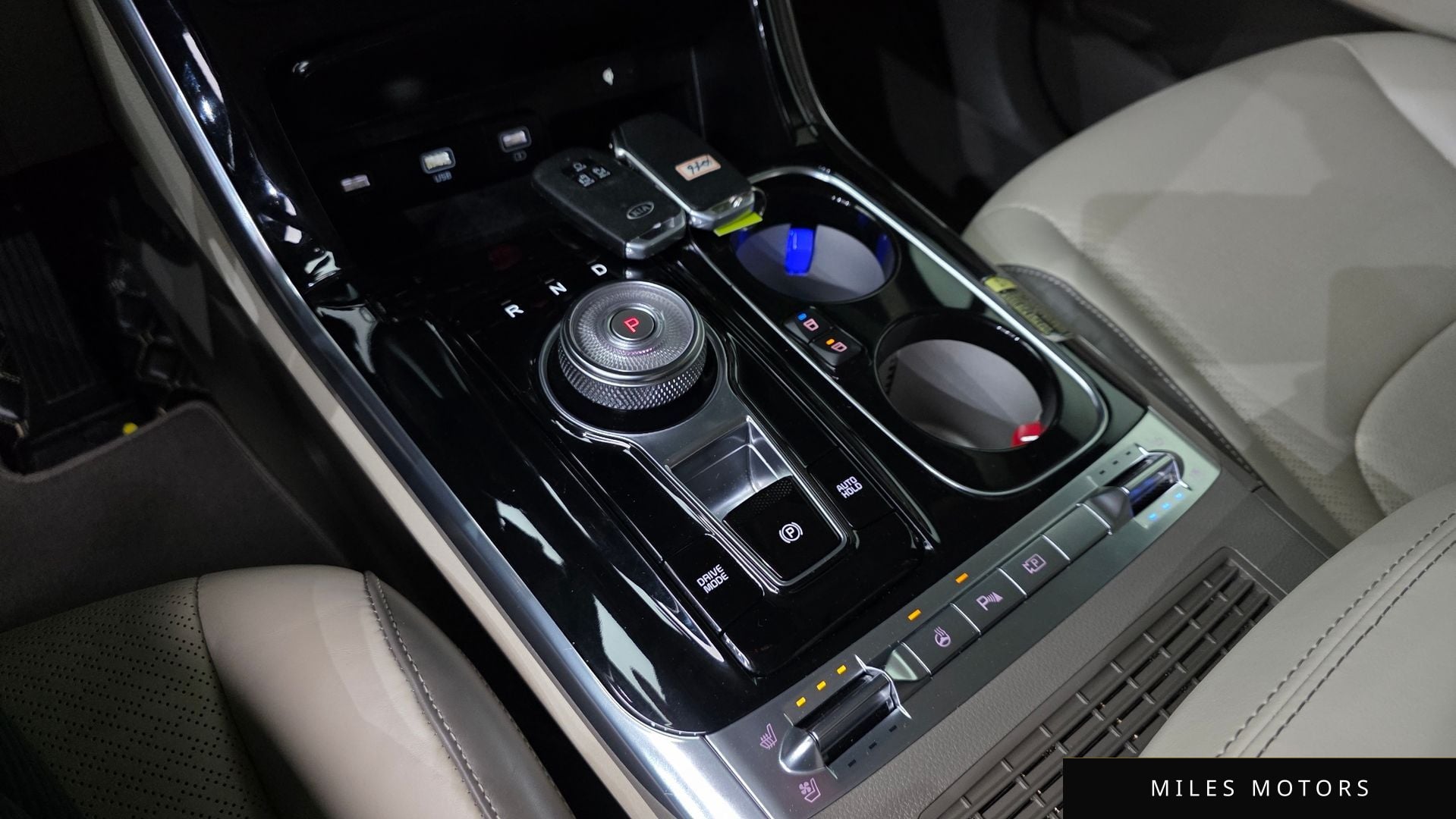 Kia Carnival 2021 — миниатюра 9