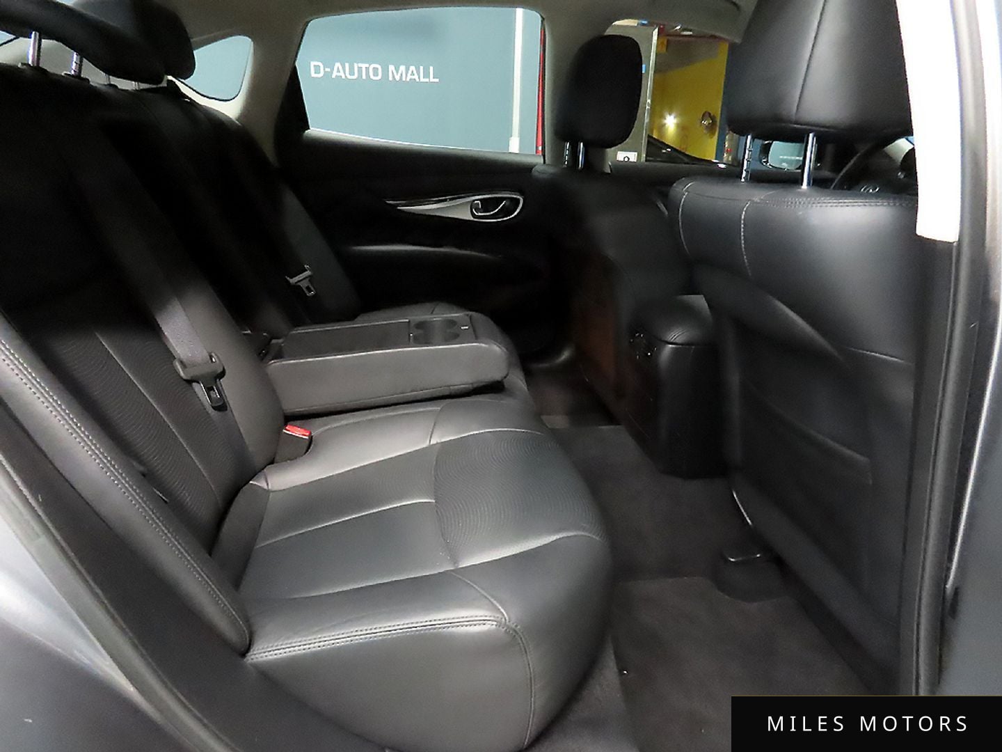 Infiniti Q70 2015 — миниатюра 15