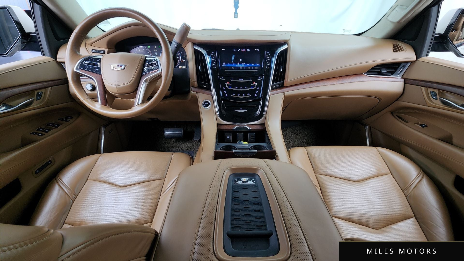 Cadillac Escalade 2015 — миниатюра 7