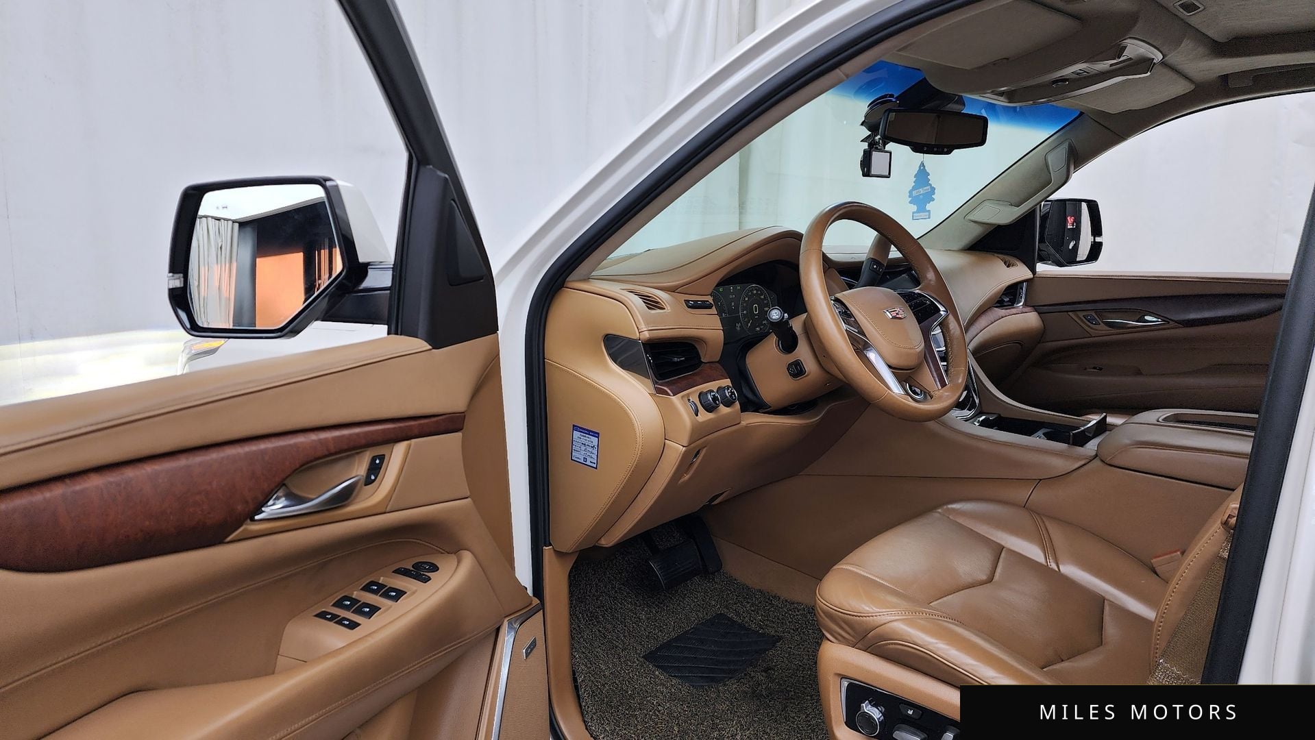 Cadillac Escalade 2015 — миниатюра 10