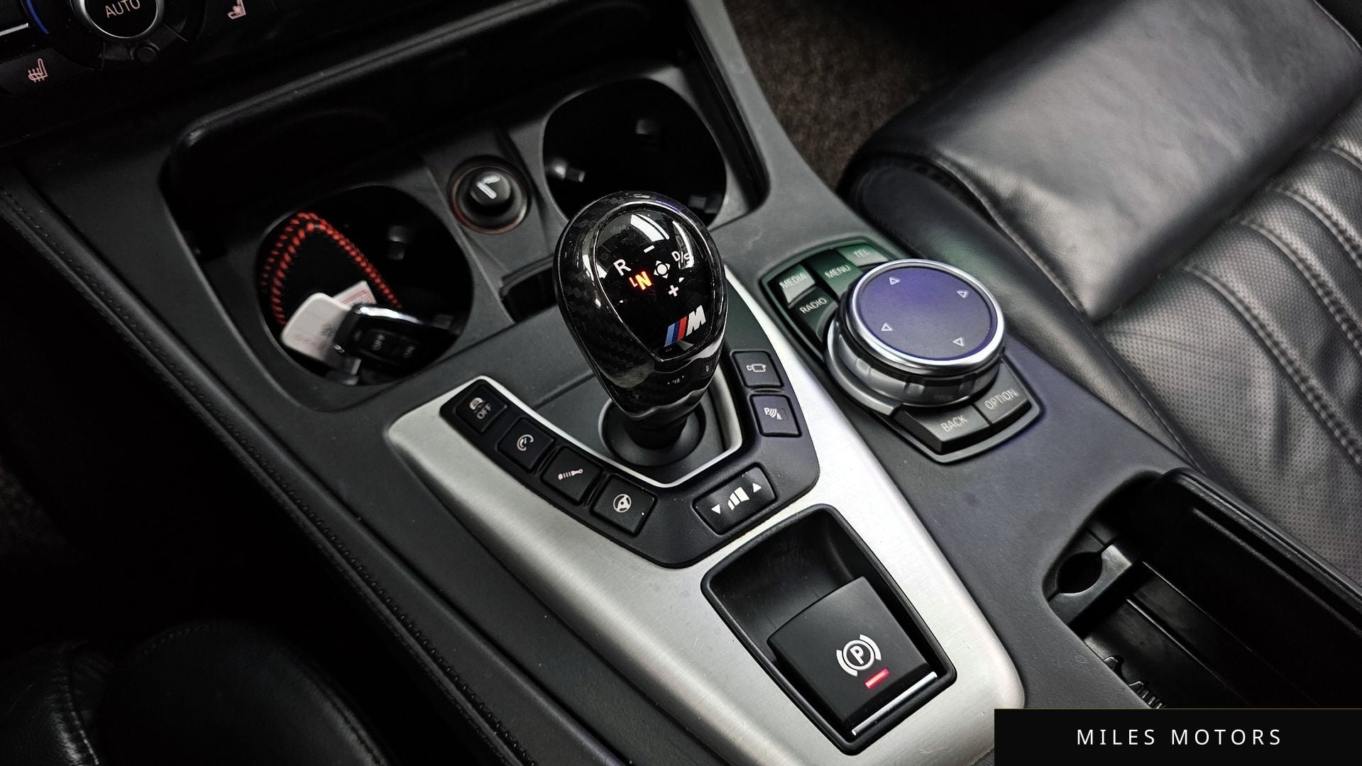BMW M5 (F10) 2015 — миниатюра 9