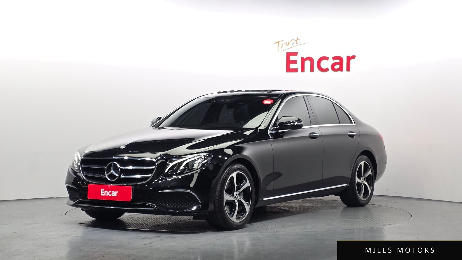Mercedes-Benz E-Class W213 2020 — фото 1 из 12
