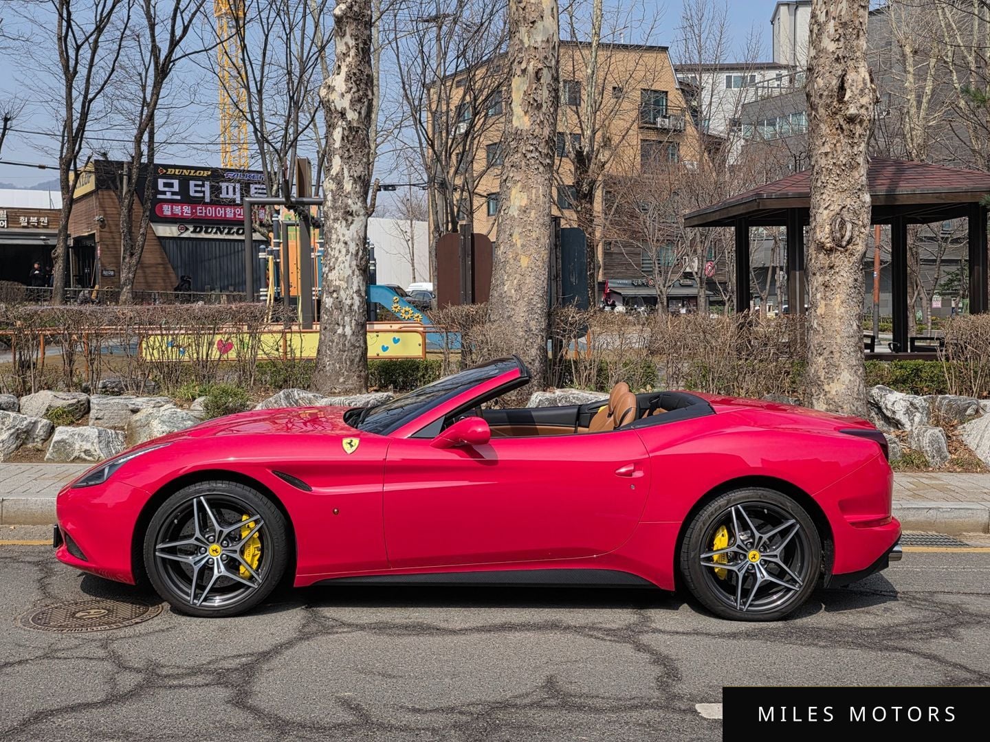 Ferrari 캘리포니아 2016 — миниатюра 10