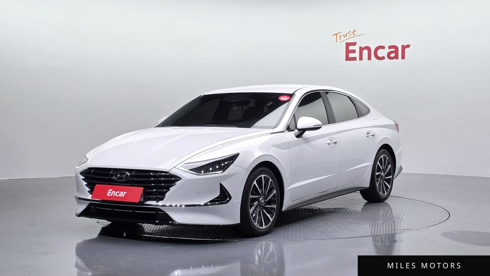 Hyundai Sonata 2020 — фото 1 из 12
