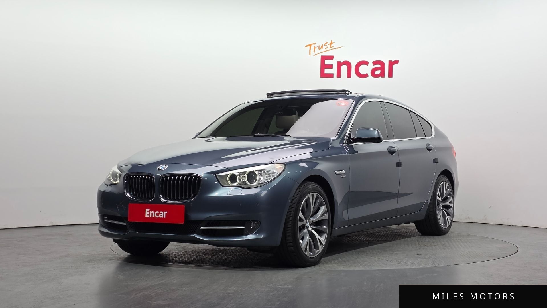 BMW 5 Series GT (F07) 2012 — фото 1 из 12