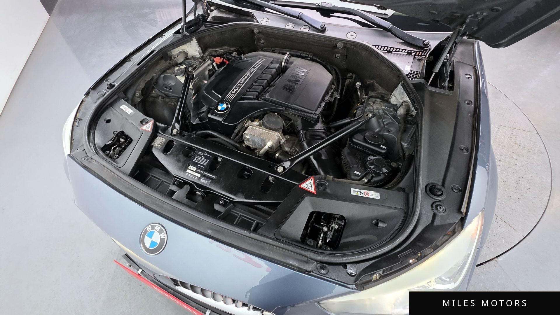 BMW 5 Series GT (F07) 2012 — миниатюра 6