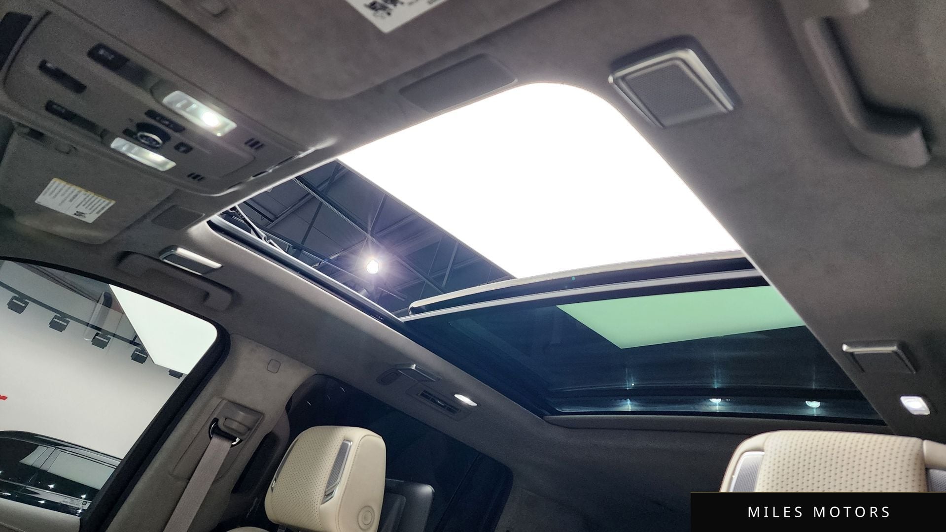 Cadillac 에스컬레이드 2022 — миниатюра 18
