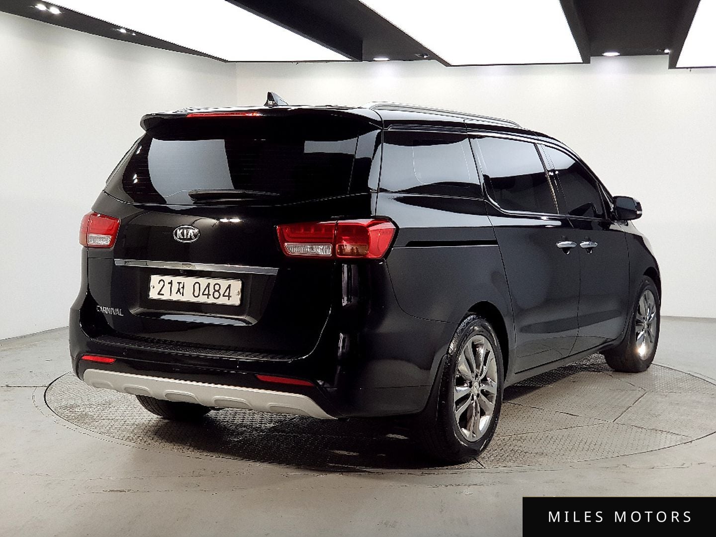 Kia Canival 2017 — миниатюра 2
