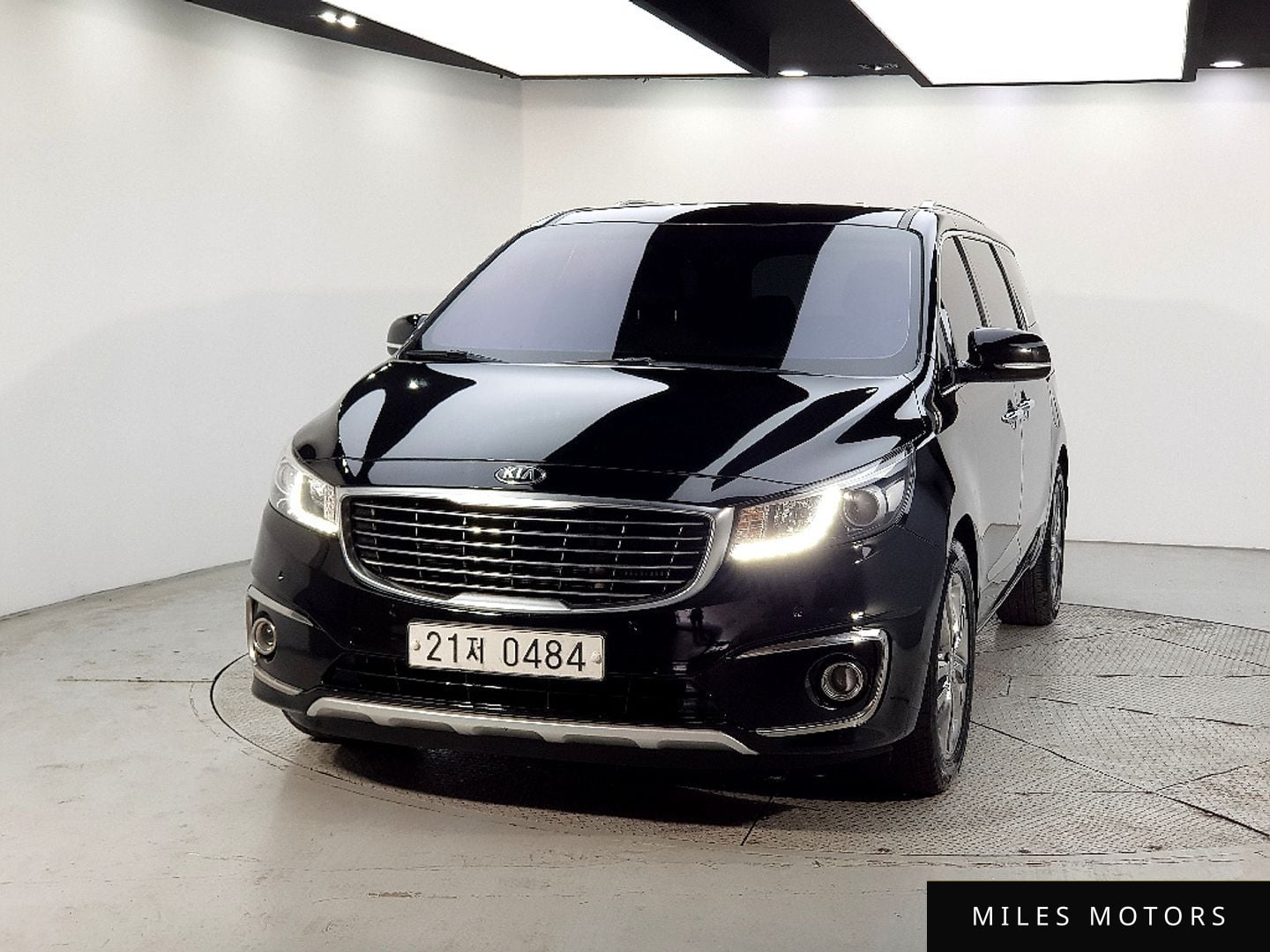 Kia Canival 2017 — миниатюра 3