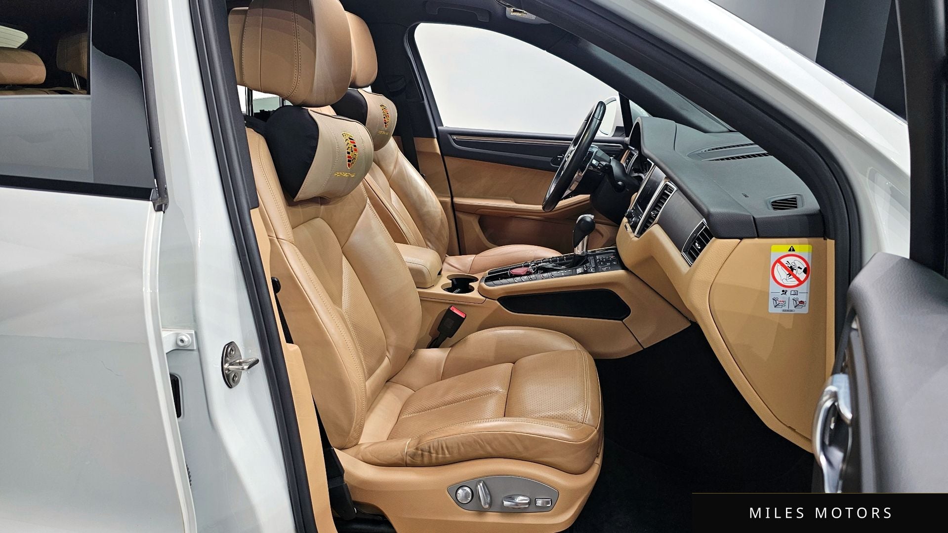 Porsche Macan 2018 — миниатюра 10
