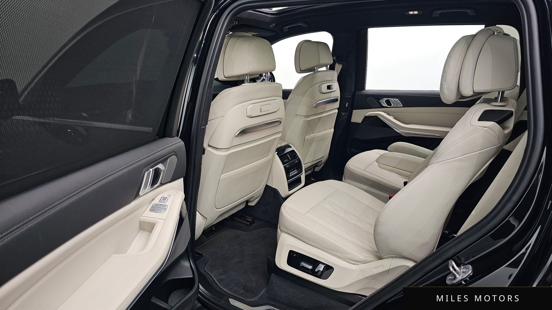 BMW X7 (G07) 2023 — миниатюра 12