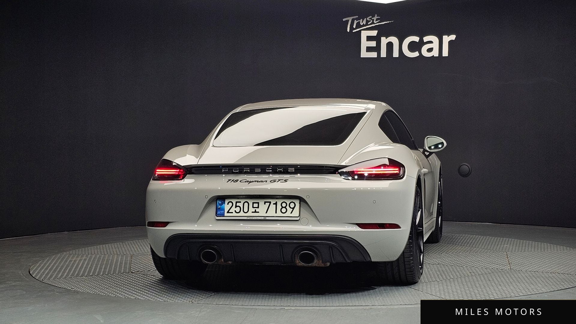 Porsche 718 카이맨 2021 — миниатюра 4