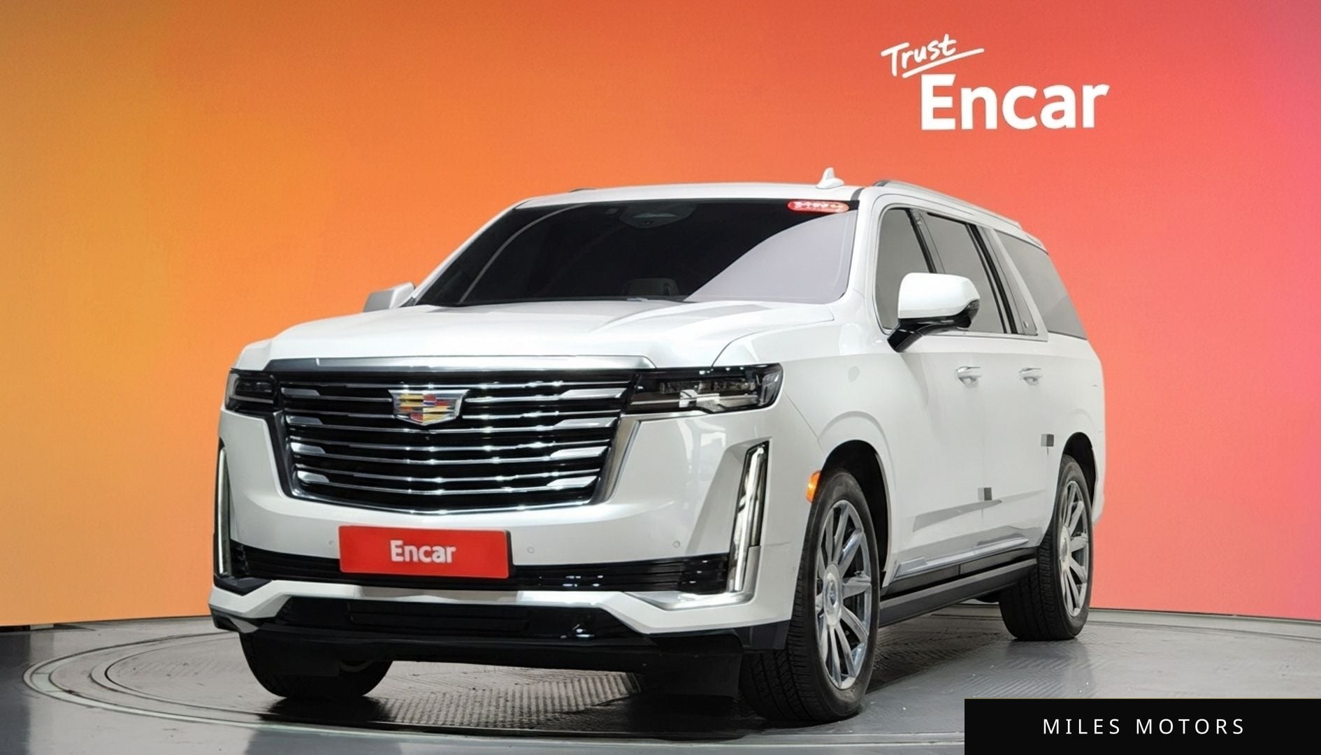 Cadillac Escalade 2023 — миниатюра 10