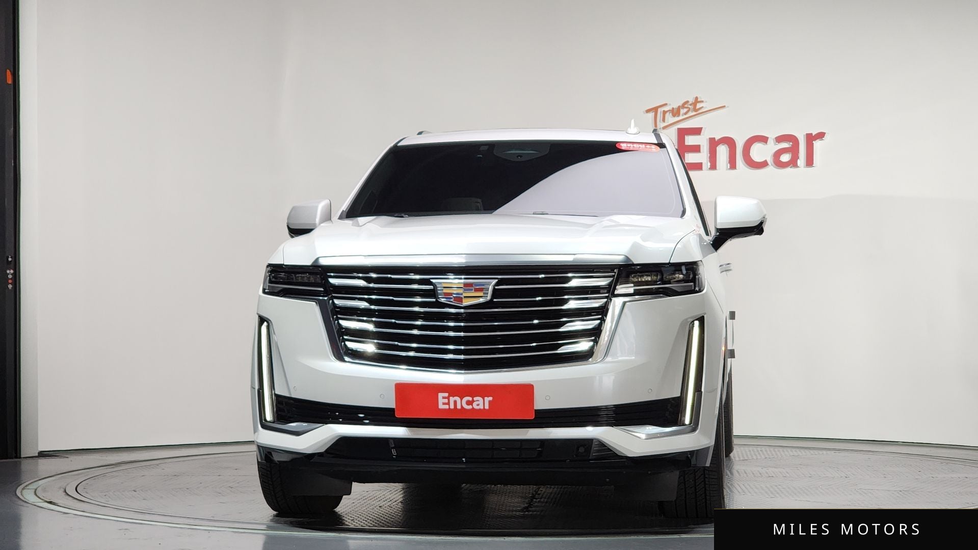 Cadillac Escalade 2023 — миниатюра 2