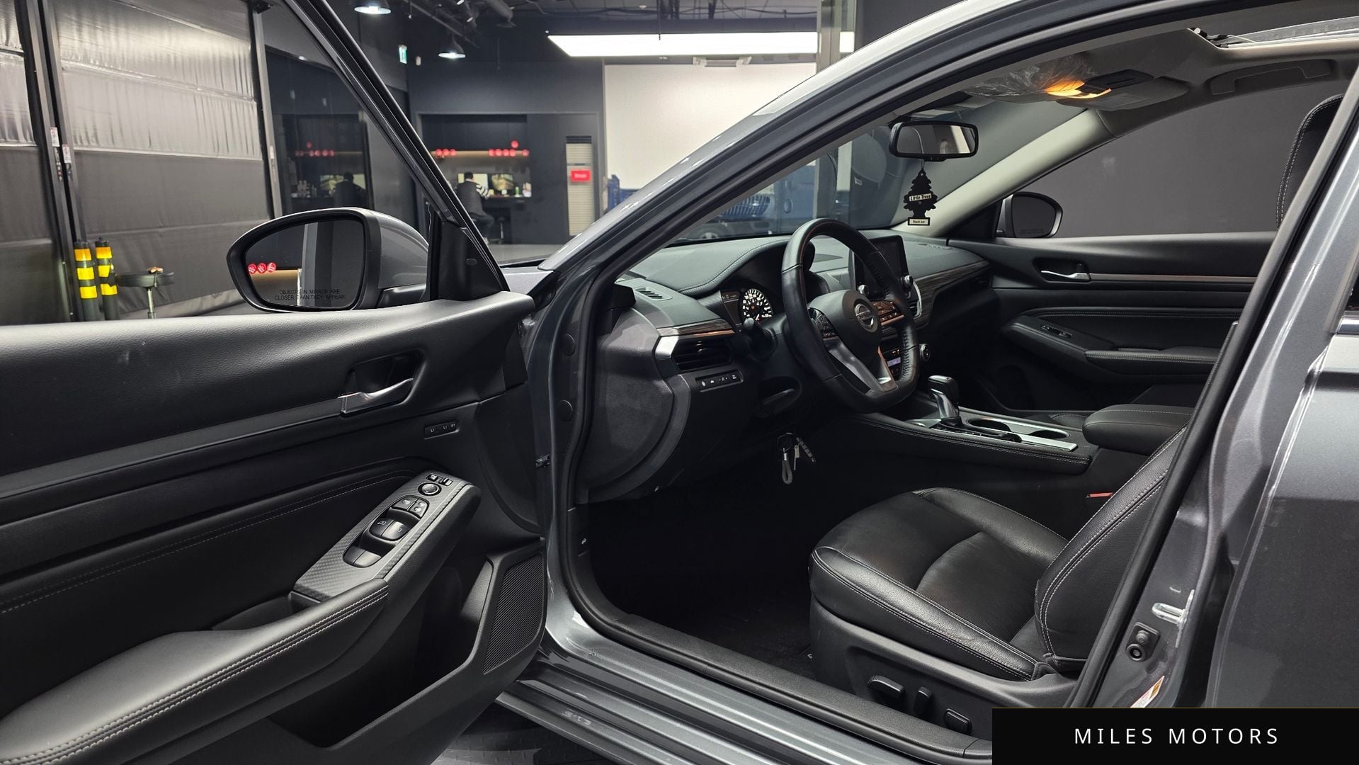 Nissan Altima 2019 — миниатюра 10