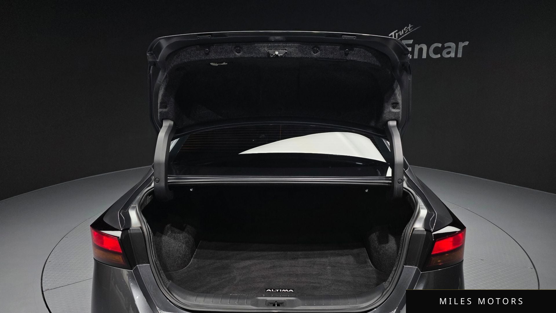 Nissan Altima 2019 — миниатюра 20