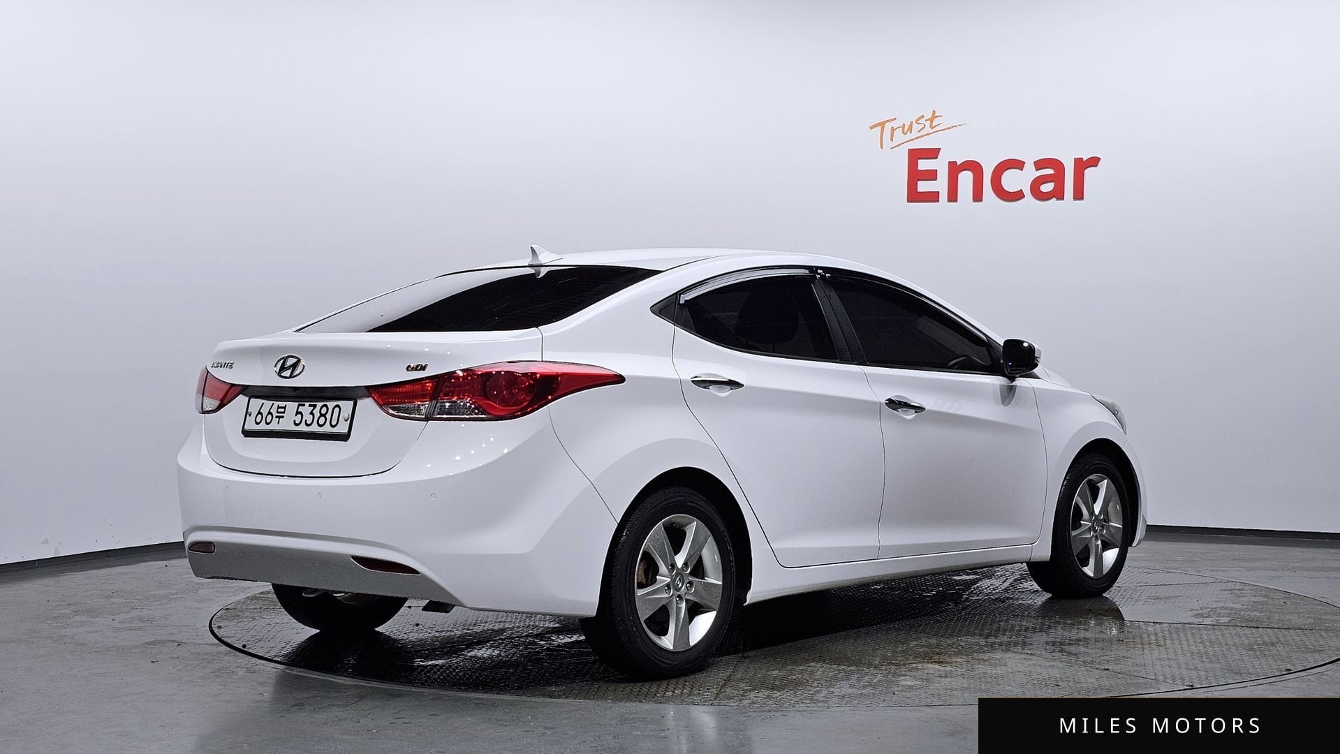 Hyundai AVANTE 2013 — миниатюра 2