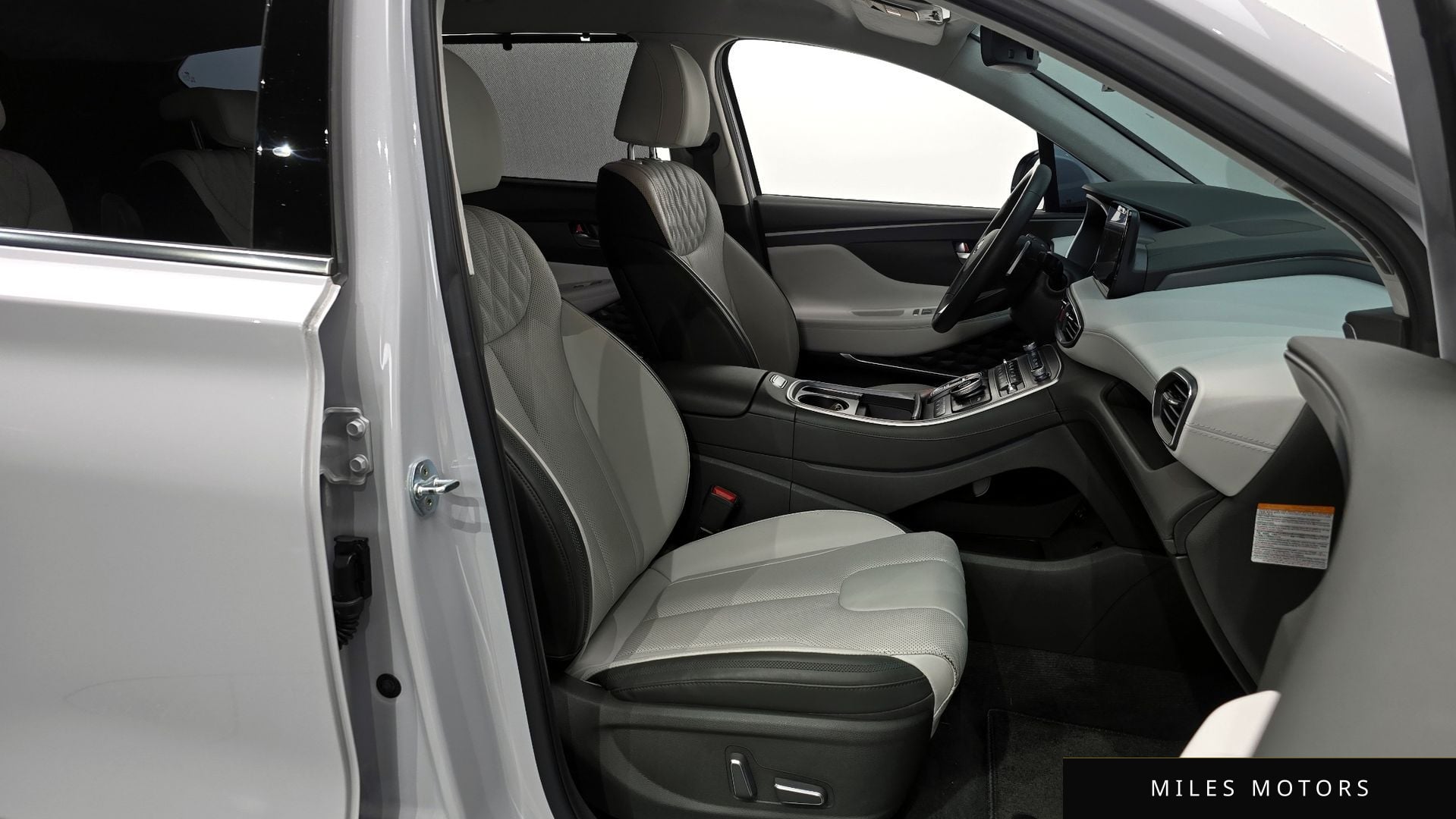Hyundai Santafe 2022 — миниатюра 10