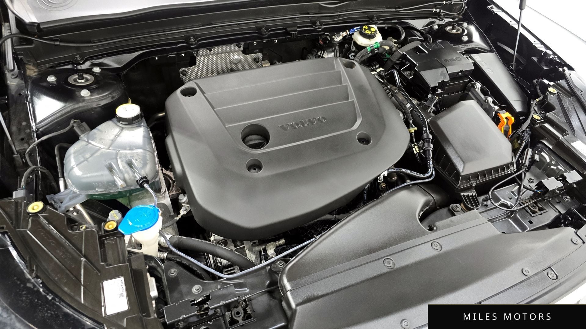 Volvo XC40 2023 — миниатюра 6
